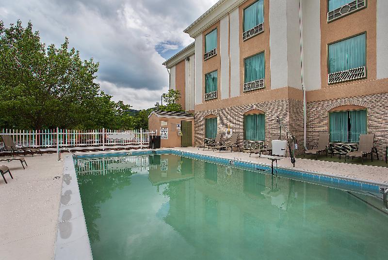 Holiday Inn Express Hotel & Suites Corbin By Ihg Exterior foto